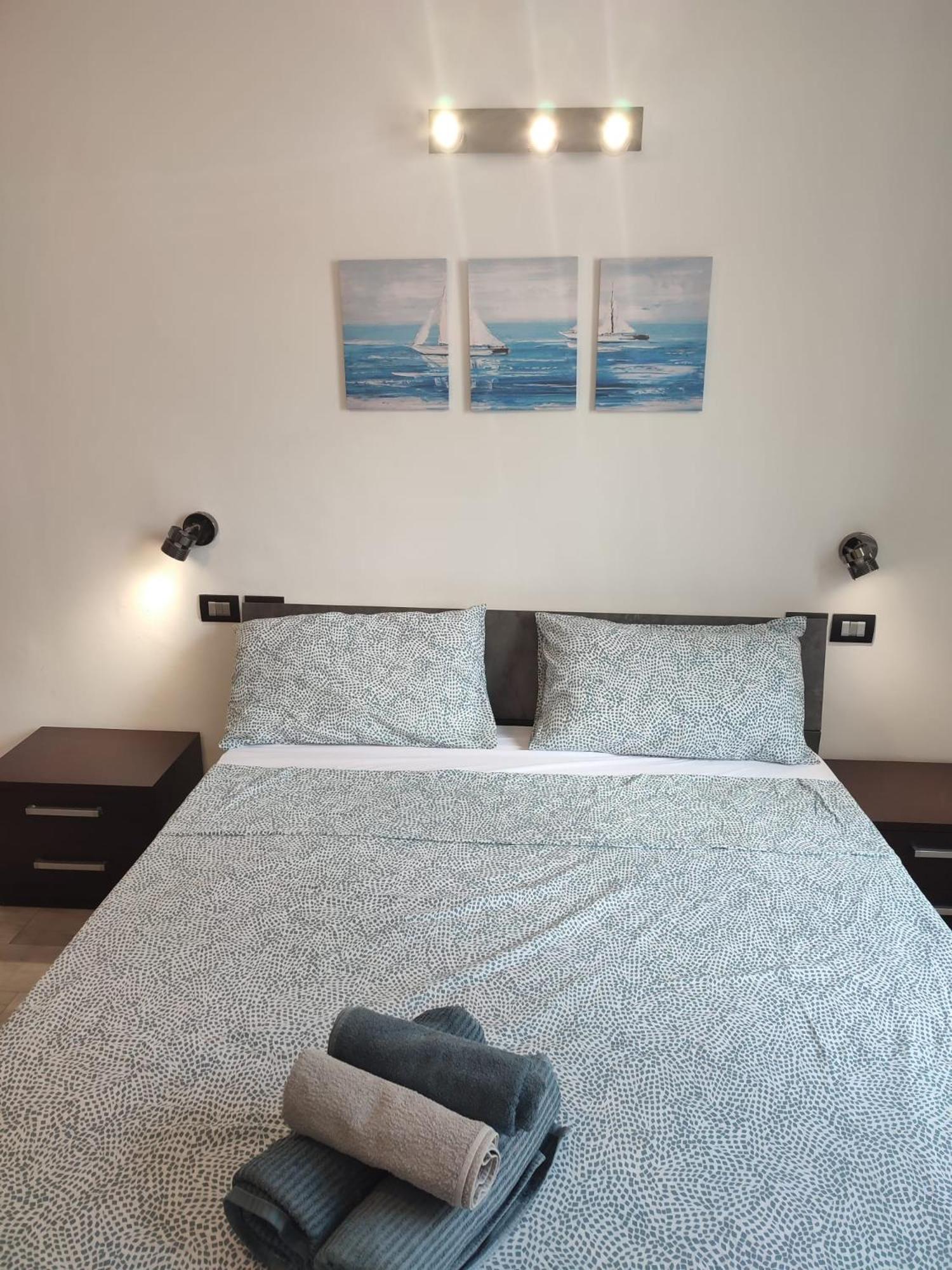 Azzurro Adriatico In Genova Est Appartement Buitenkant foto